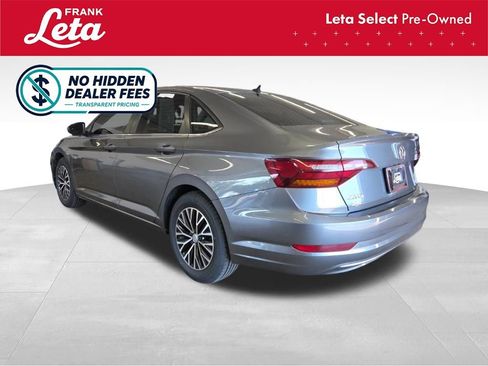 Used 2019 Volkswagen Jetta SE FWD image 4
