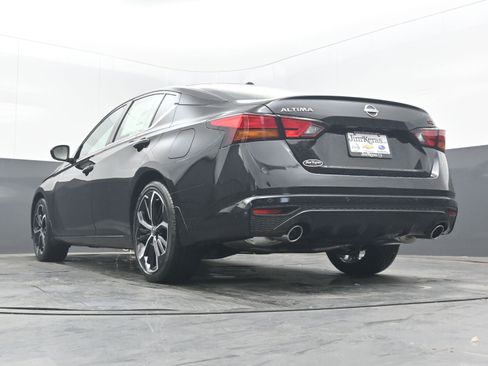 New 2026 Nissan Altima 2.5 SR FWD image 27