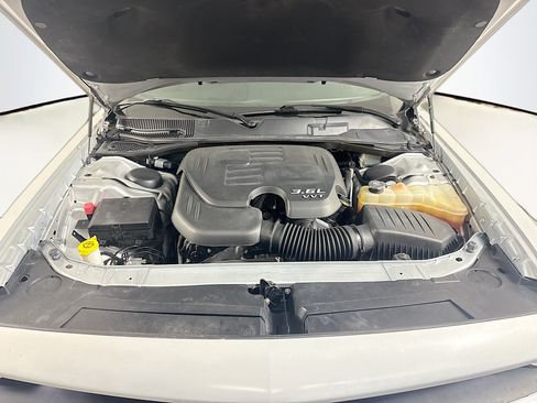 Used 2021 Dodge Challenger SXT RWD image 37