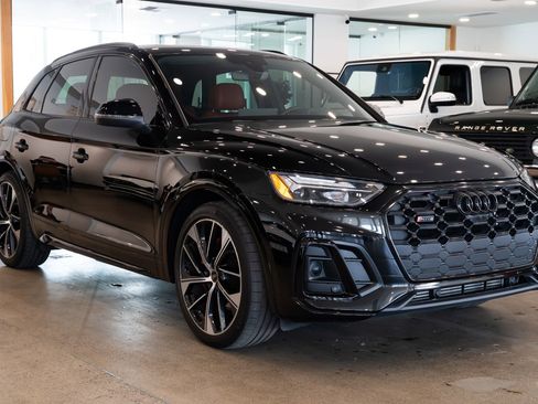 Used 2023 Audi SQ5 Premium Plus w/ Premium Plus Package AWD/4WD image 3