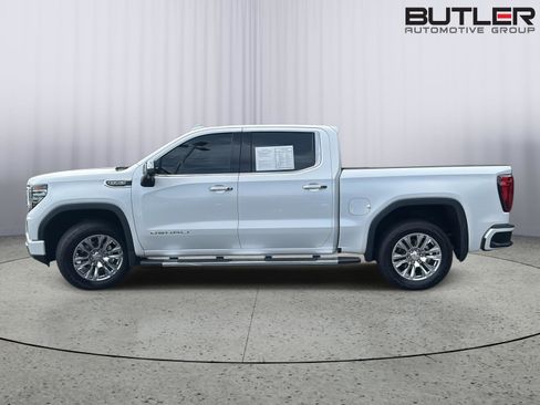 Used 2024 GMC Sierra 1500 Denali w/ Technology Package AWD/4WD image 8