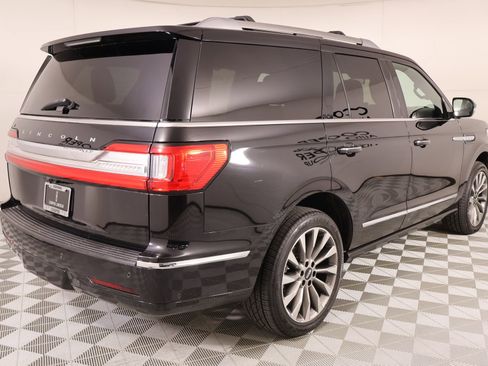 Used 2020 Lincoln Navigator Reserve w/ Luxury Package AWD/4WD image 23