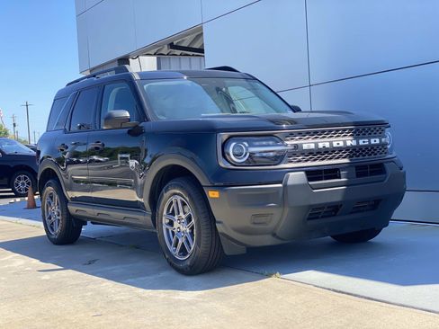 Used 2025 Ford Bronco Sport Big Bend AWD/4WD image 1