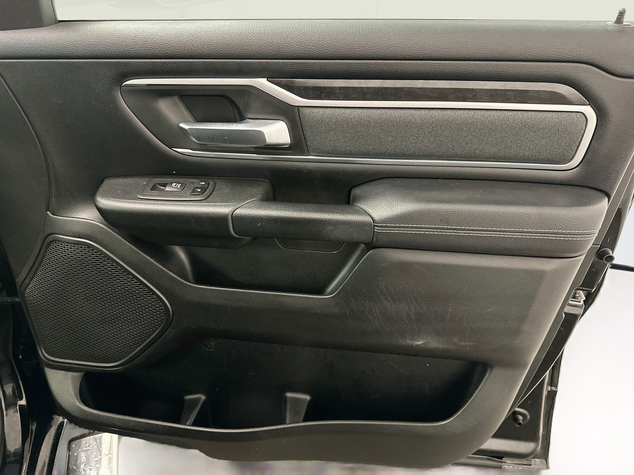Used 2023 RAM 1500 Big Horn AWD/4WD image 34