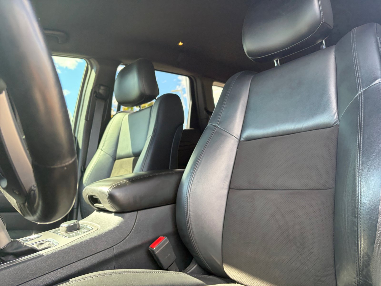 Used 2020 Jeep Grand Cherokee Altitude AWD/4WD image 15
