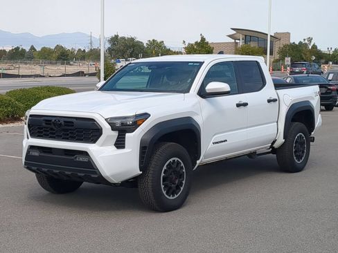 Used 2026 Toyota Tacoma TRD Off-Road AWD/4WD image 7