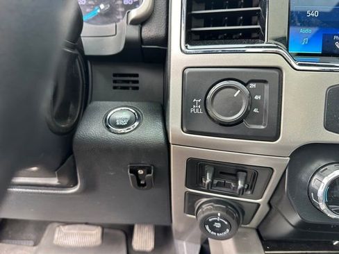 Used 2022 Ford F250 Lariat w/ Tremor Off-Road Package AWD/4WD image 18