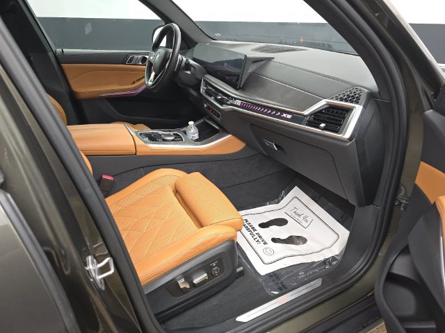 Used 2024 BMW X5 xDrive40i AWD/4WD image 28