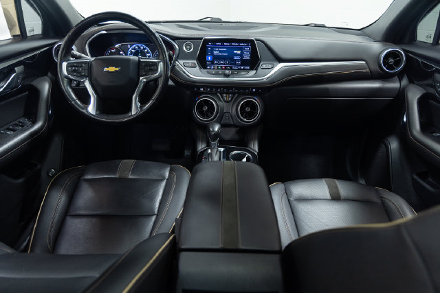Used 2022 Chevrolet Blazer Premier w/ LPO, Black Grille Bar Package AWD/4WD image 22