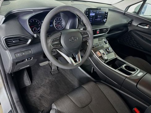 Used 2023 Hyundai Santa Fe SE image 8