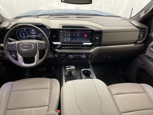 Used 2024 GMC Sierra 1500 SLT w/ SLT Premium Plus Package image 9