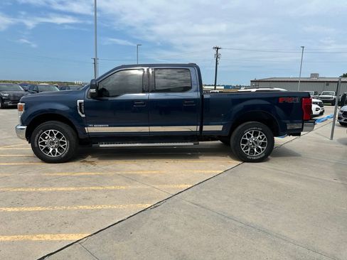 Used 2020 Ford F350 Lariat w/ Lariat Value Package AWD/4WD image 4