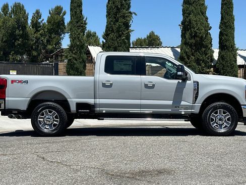 New 2026 Ford F250 4x4 Crew Cab Super Duty image 3