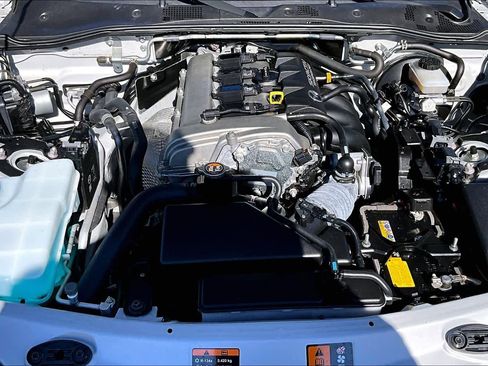 Used 2019 MAZDA MX-5 Miata Grand Touring image 28