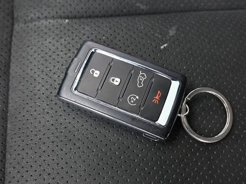 Used 2023 Jeep Grand Cherokee Altitude image 26