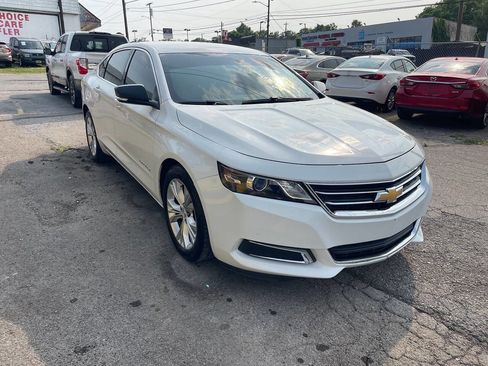 Used 2014 Chevrolet Impala LT w/ Convenience Package image 7