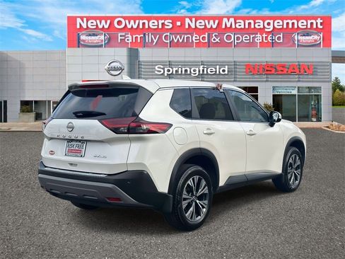 Certified 2023 Nissan Rogue SV image 5