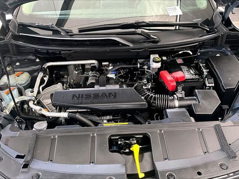 Certified 2026 Nissan Rogue SV w/ SV Premium Package FWD image 32