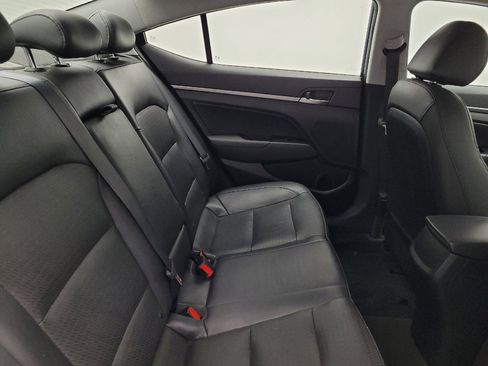 Used 2017 Hyundai Elantra Limited FWD image 19