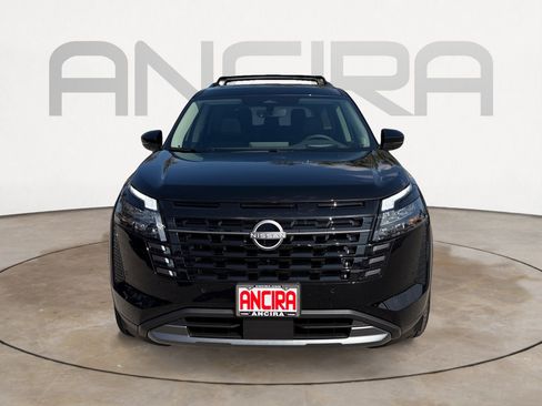 New 2026 Nissan Pathfinder Platinum image 5