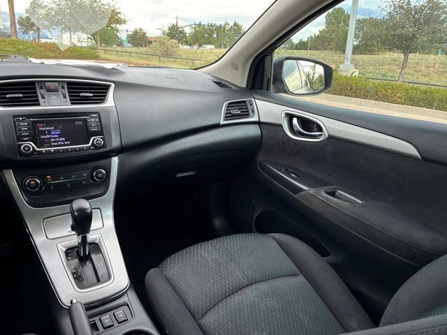 Used 2015 Nissan Sentra SR FWD image 27