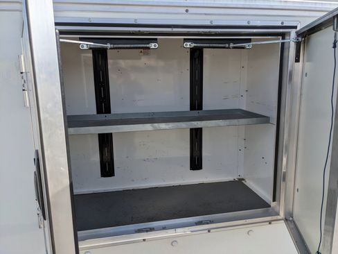 Used 2022 GMC Savana 3500 w/ Power Convenience Package image 28