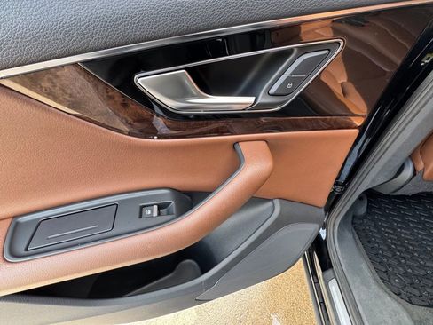 Used 2019 Audi Q7 3.0T Premium w/ Cold Weather Package image 54