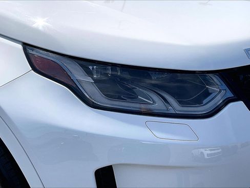 Used 2025 Land Rover Discovery Sport S image 25