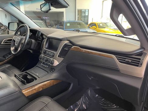Used 2016 GMC Yukon Denali w/ Open Road Package image 38