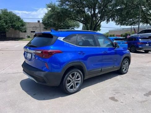 Used 2021 Kia Seltos S FWD image 5