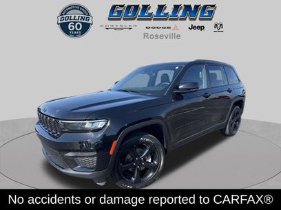 Used 2024 Jeep Grand Cherokee Altitude