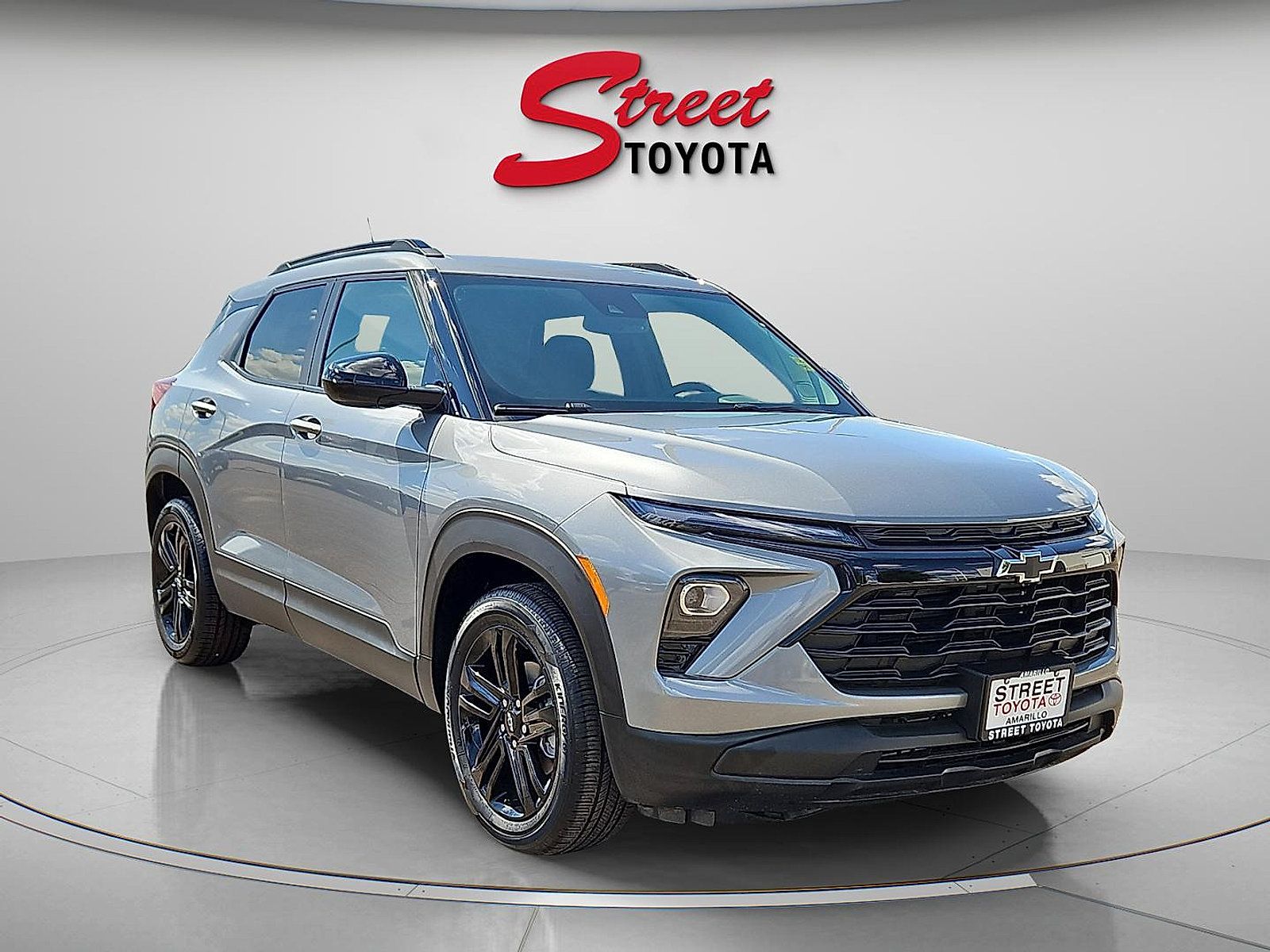 Used 2026 Chevrolet TrailBlazer LT w/ Convenience Package FWD image 4