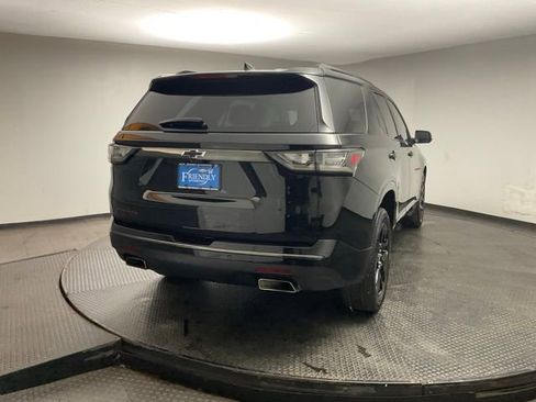 Certified 2021 Chevrolet Traverse Premier w/ Redline Edition AWD/4WD image 8
