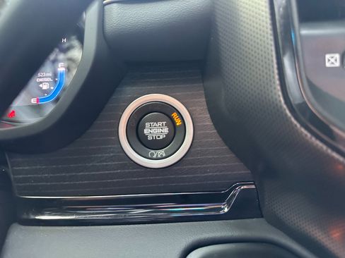 Used 2023 RAM 2500 Limited image 38