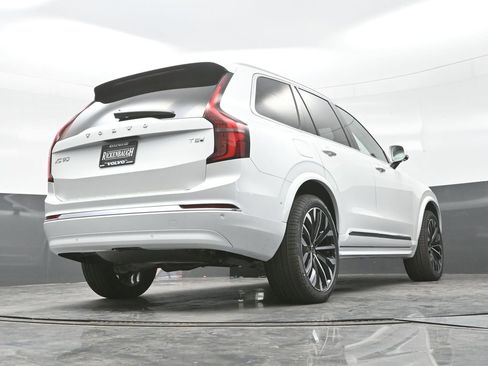 New 2026 Volvo XC90 T8 Ultra w/ Protection Package AWD/4WD image 23