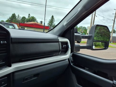 Used 2025 Ford F350 XLT image 18