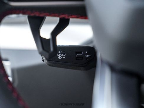 Used 2024 Lamborghini Urus S AWD/4WD image 43