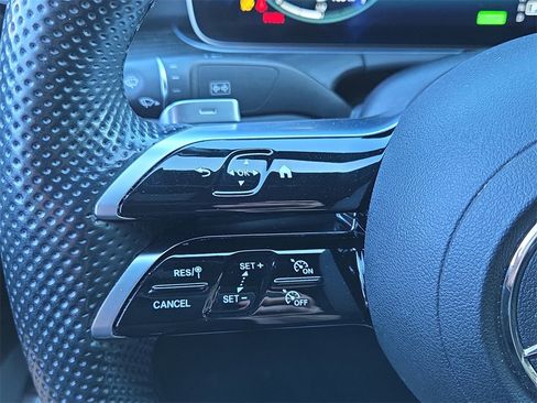 Certified 2023 Mercedes-Benz E 450 Coupe image 21