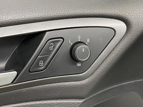 Used 2019 Volkswagen GTI Rabbit Edition image 24