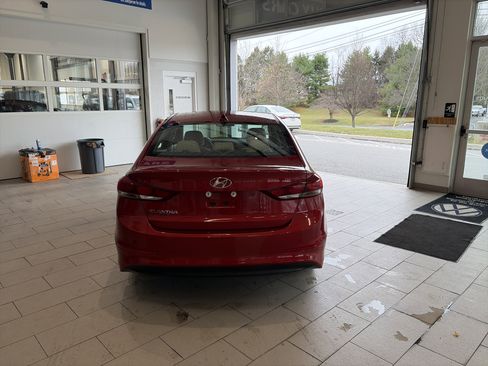 Used 2018 Hyundai Elantra SEL image 5