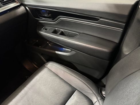 Used 2023 Honda Odyssey Touring image 43