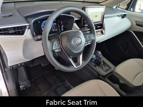 Certified 2026 Toyota Corolla Cross LE FWD image 12