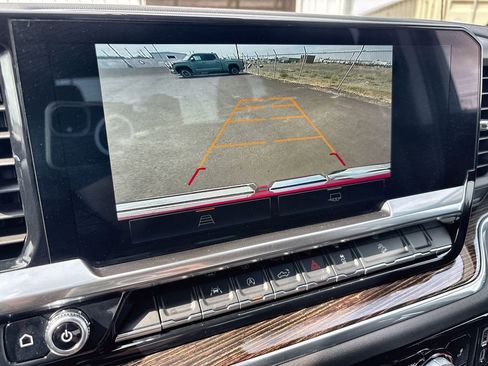 Used 2024 GMC Sierra 1500 Elevation image 15