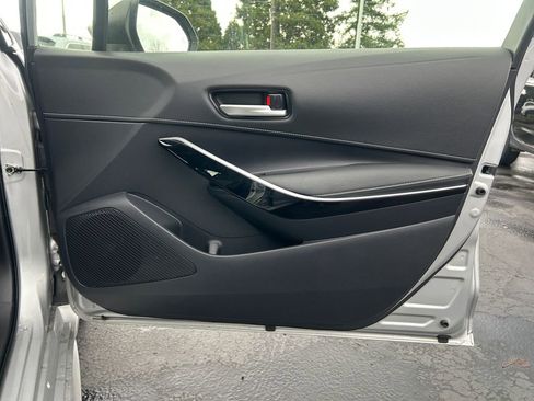 Used 2022 Toyota Corolla XSE image 25