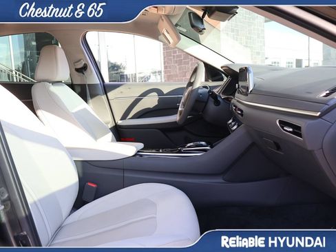 Certified 2023 Hyundai Sonata SEL FWD image 9
