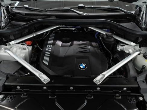 Used 2025 BMW X5 xDrive40i image 44