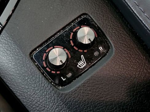 Used 2014 Toyota Avalon XLE image 24