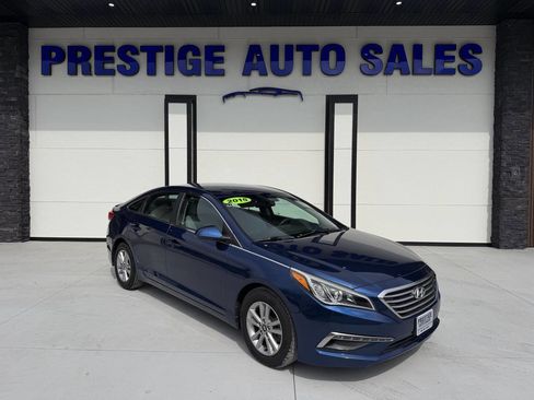 Used 2015 Hyundai Sonata SE w/ Option Group 09 FWD image 1