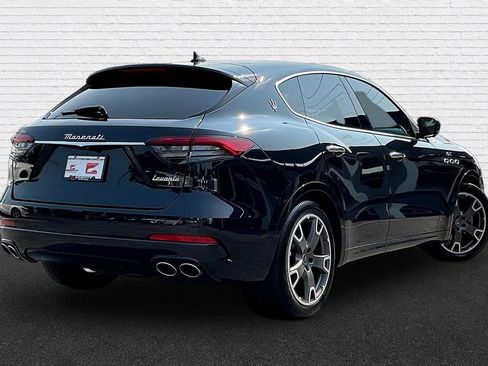 Used 2023 Maserati Levante GT AWD/4WD image 6