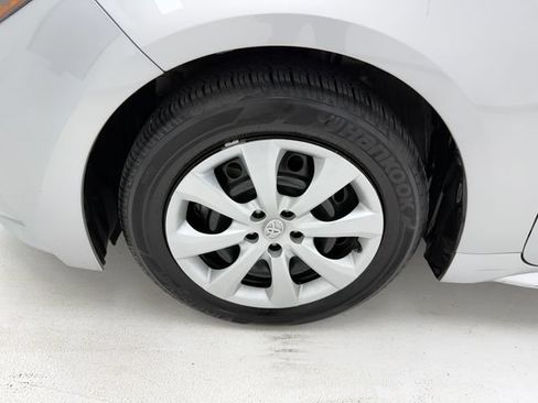 Used 2024 Toyota Corolla LE FWD image 7
